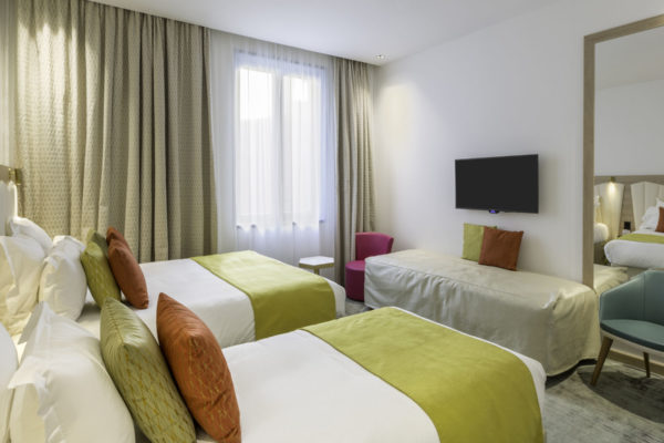 Chambres Triples 4 - Hotel Montpellier Comédie Saint-Roch